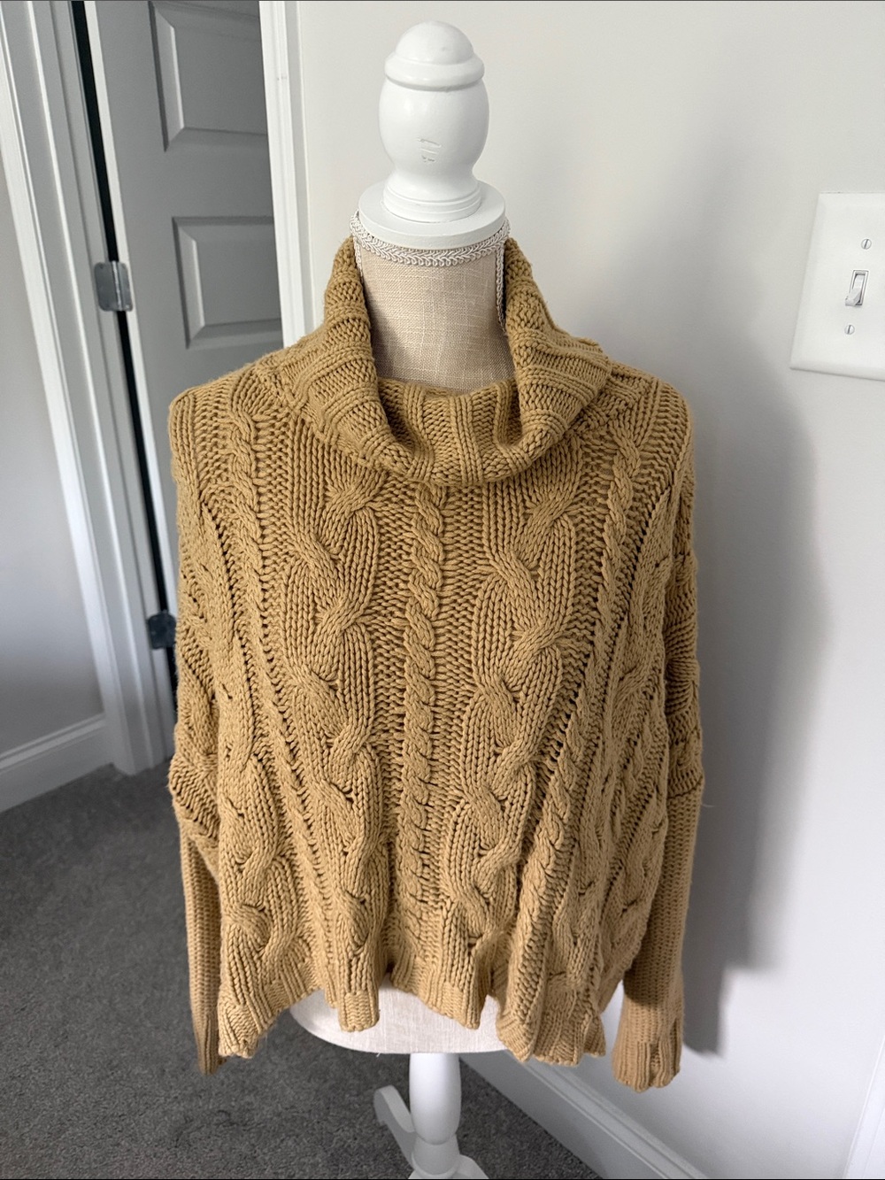 Love Tree Cable Knit Turtleneck Sweater - Camel/Tan